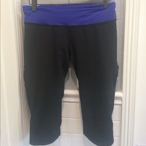 Lululemon Run: Fast and Free Crop in Black/blue